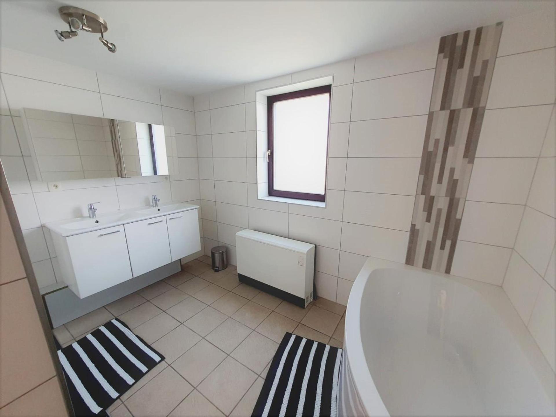 Maison De Vacances Situee Entre Liege, Tongres Et Vise Slins Exterior foto
